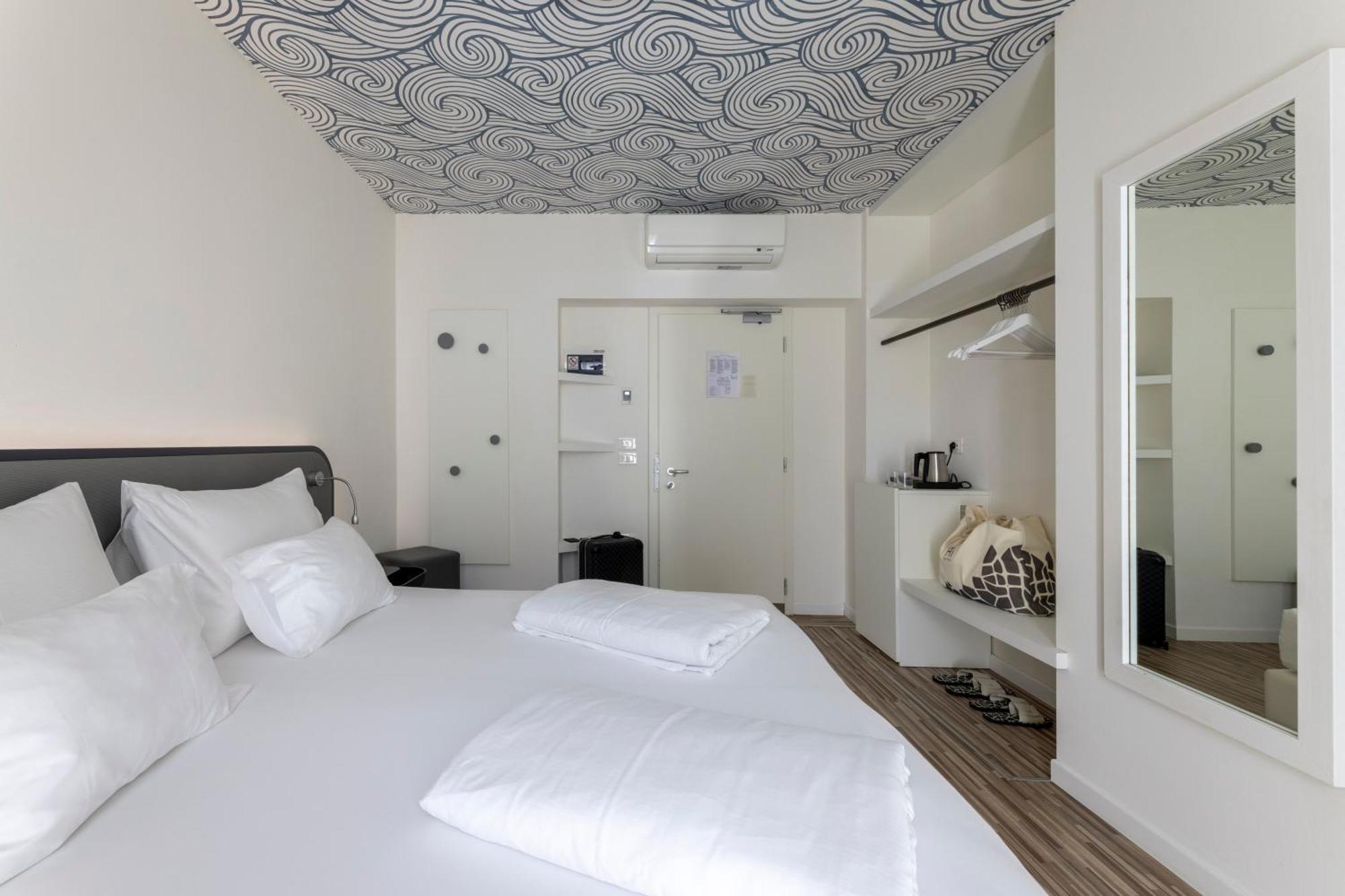 Hi Hotels Torbole - Pool & Spa 토르볼레 외부 사진